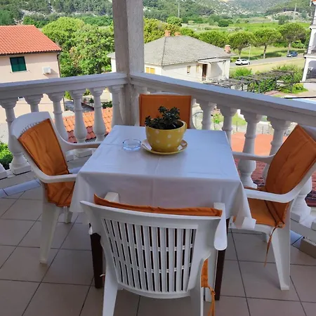 In With Sea View, Terrace, Air Conditioning, Washing Machine 593-3 Appartamento *